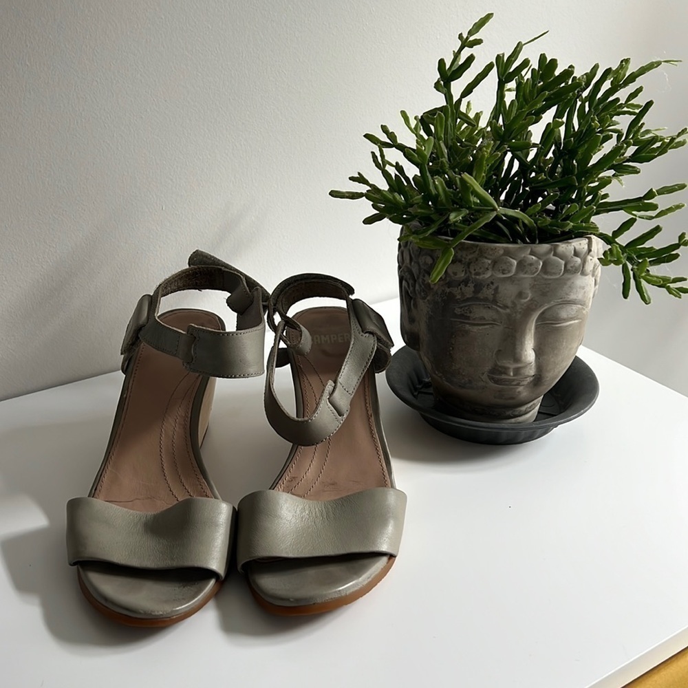 CAMPER Grey Leather Platform Sandals